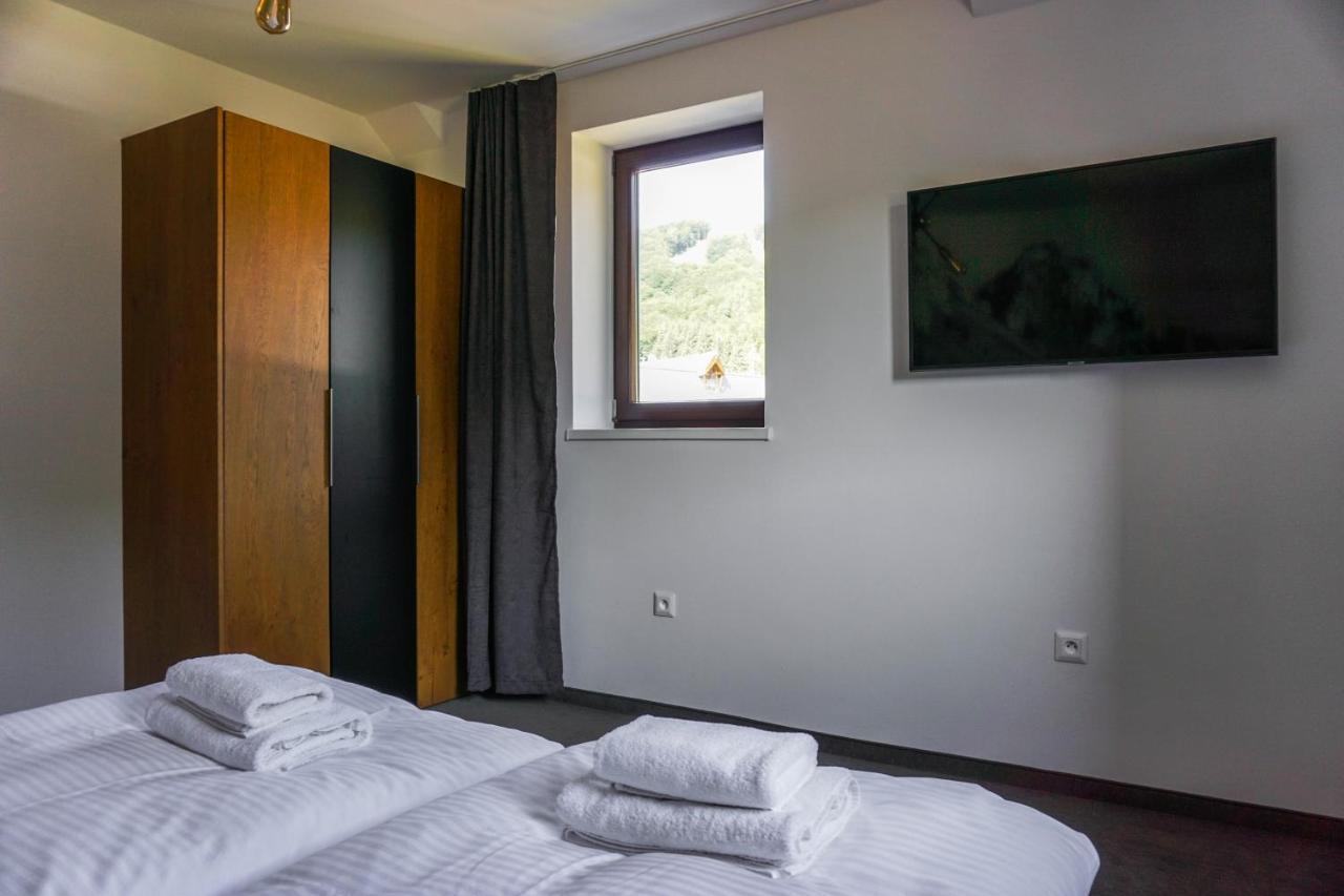 Apartmany Sport & Ski Valča Екстериор снимка