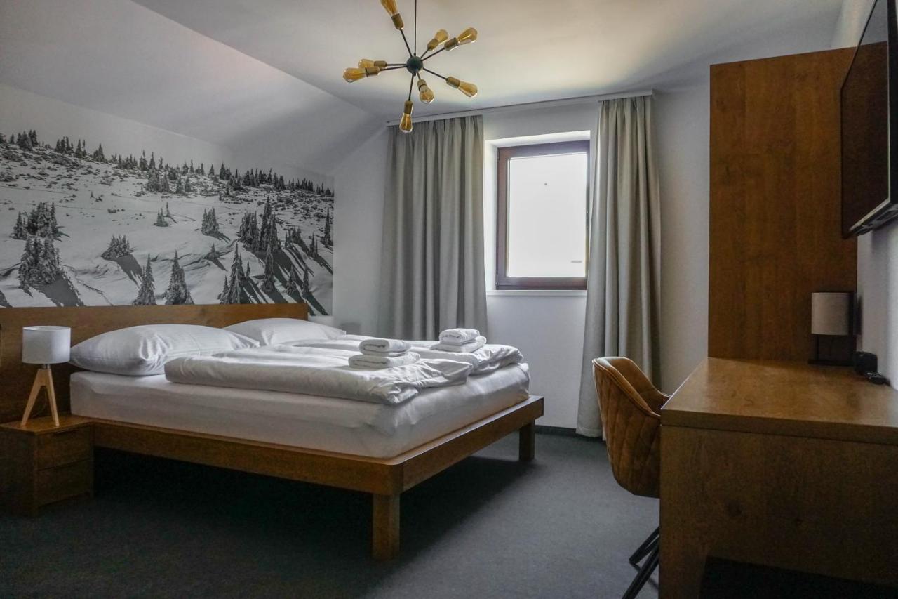 Apartmany Sport & Ski Valča Екстериор снимка
